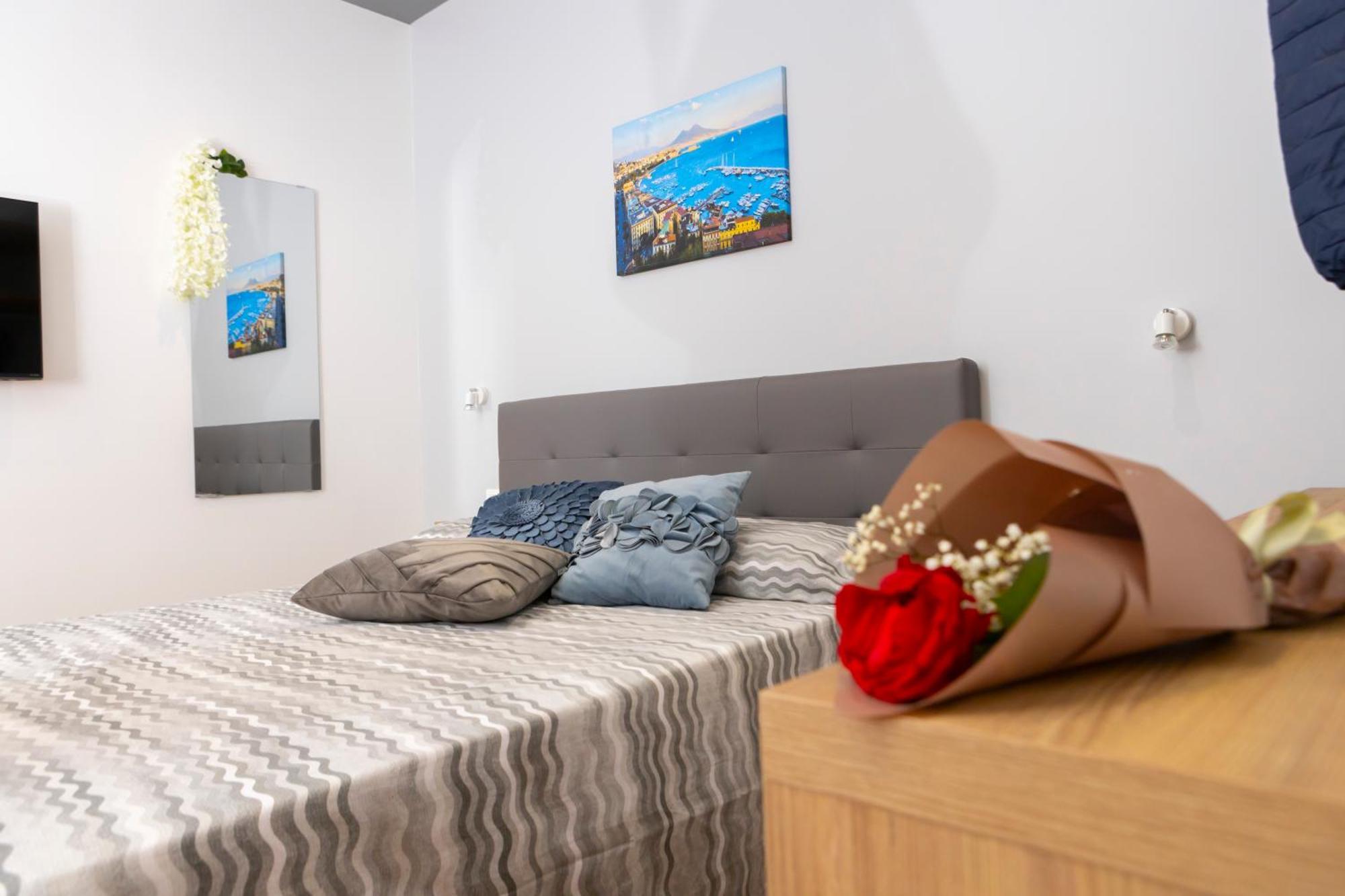 Alleria Rooms Napoli Eksteriør billede